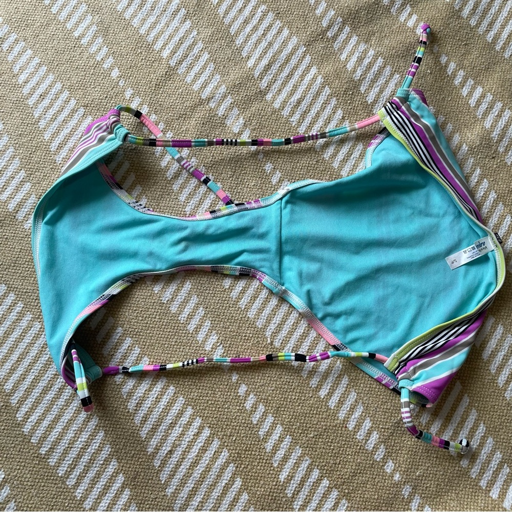 4/$20➡️ La Vie En Rose Multicolor Striped Bikini Bottom Loop Ties – Size Small - Picture 9 of 11